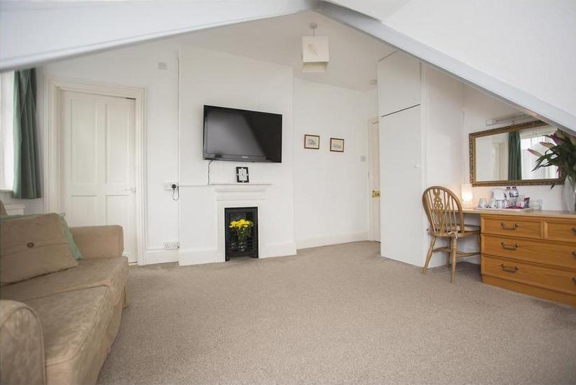 Sunnycroft